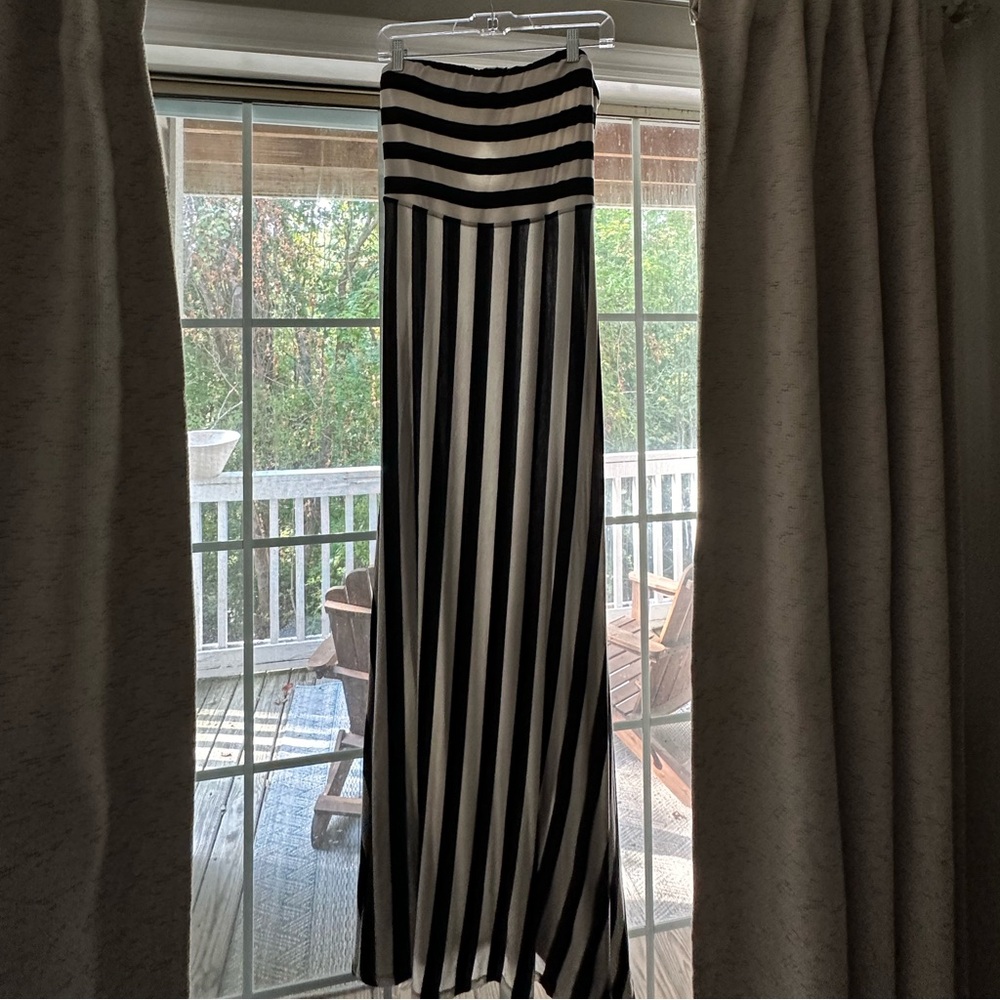 Black/White Striped Long Dress